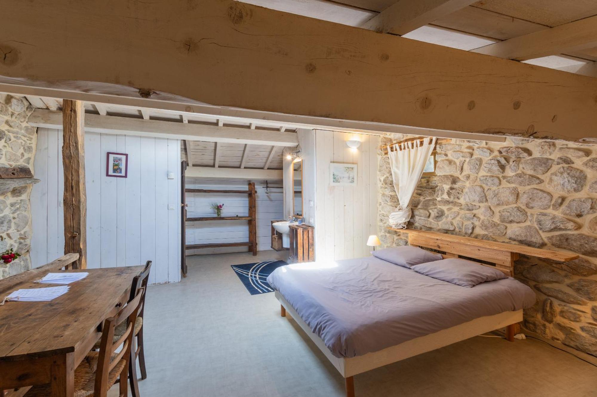 Les Chambres De La Ferme De Chalas Valgorge Esterno foto